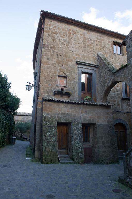Apartamento Palazzo Contino Bagnoregio Exterior foto