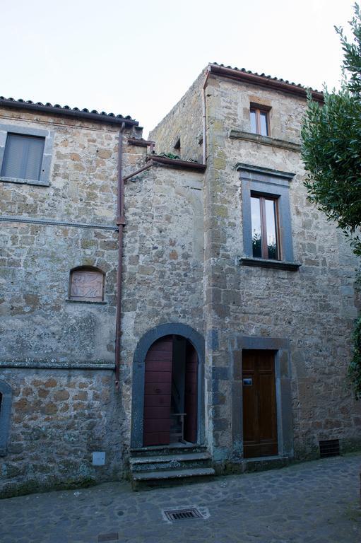 Apartamento Palazzo Contino Bagnoregio Exterior foto